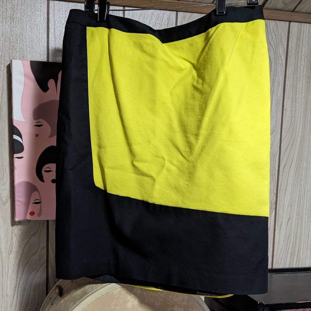 Mod/2000s Neon Yellow and Black Colorblock Mini Skirt
